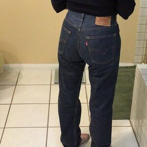 Levi’s vintage USA 🇺🇸 28/30 unisex used conditions